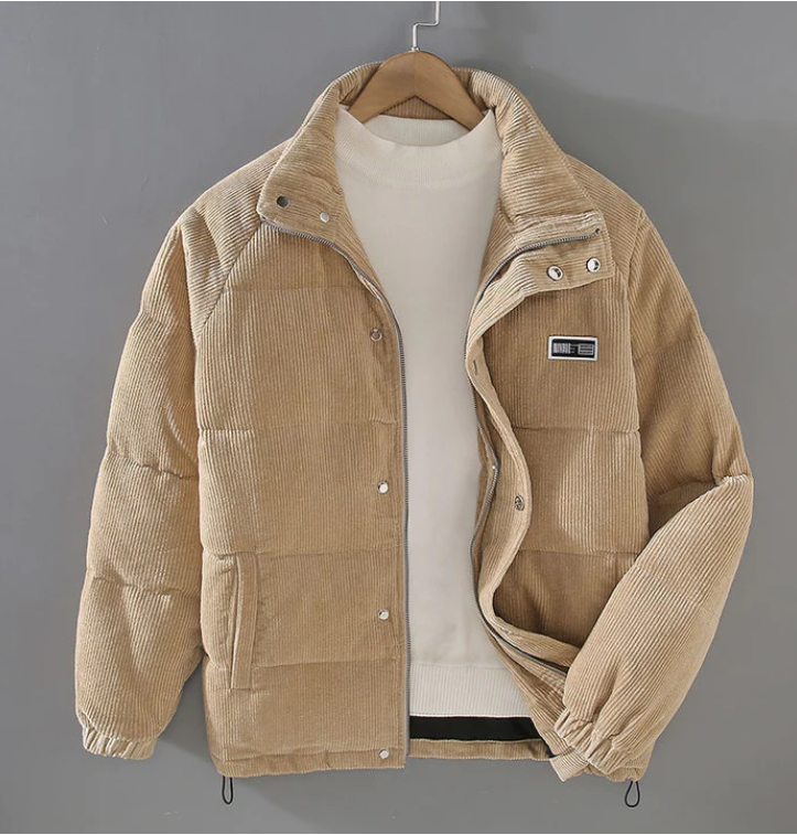 Chaqueta de invierno para hombre de estilo informal.